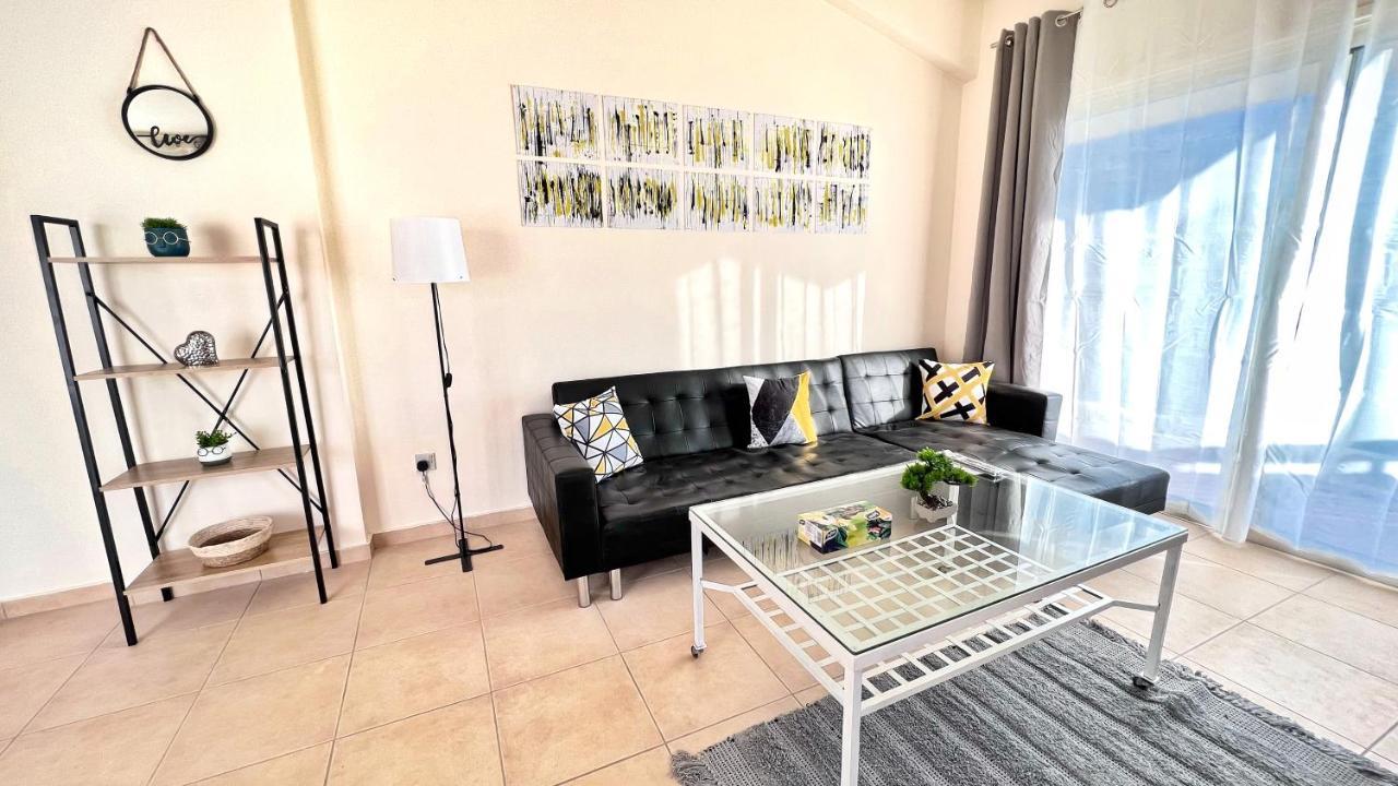 Melanos Sea View Apartment Paphos Exterior photo